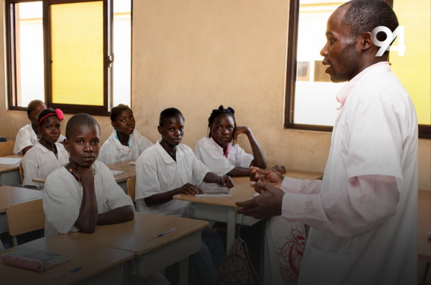 Concurso público para contratação de 9.000 professores arranca a 15 de Julho